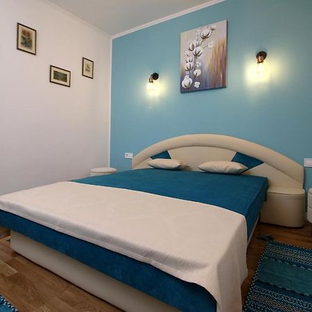 White Stone Apartment Sibiu Bagian luar foto