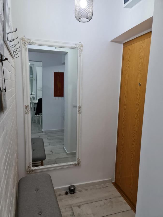 White Stone Apartment Sibiu Bagian luar foto